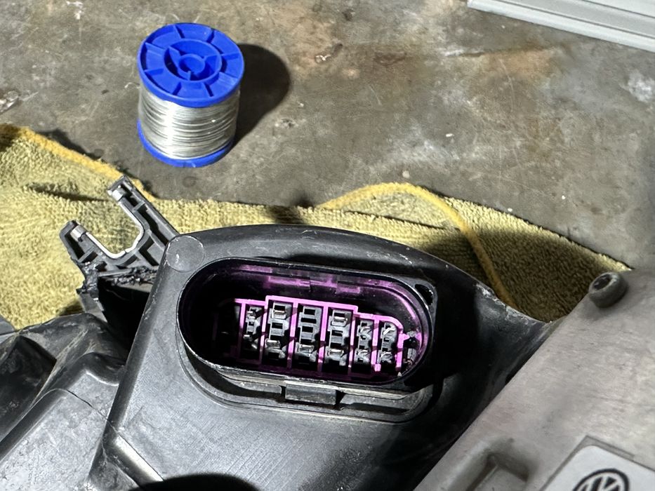 Ляв фар audi a6 c7