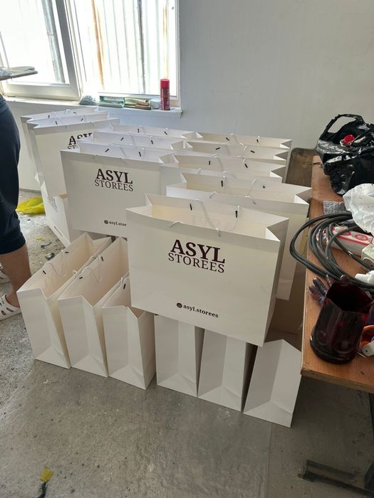 Принт для одежды и пакетов ваш бренд в одежды и пакетов