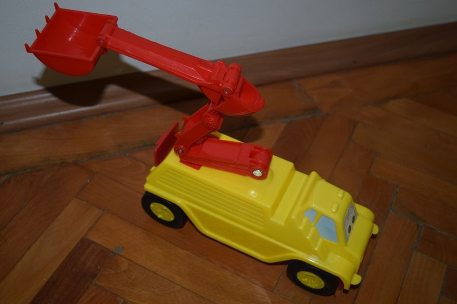 miniexcavator de jucarie