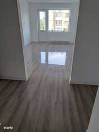 Apartament ultracentral, mobilat, et 4/7,