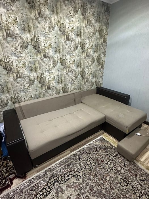 Продам диван в хорошем состоянии