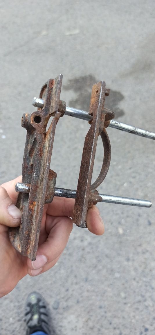Продам рубанок для открытия паза