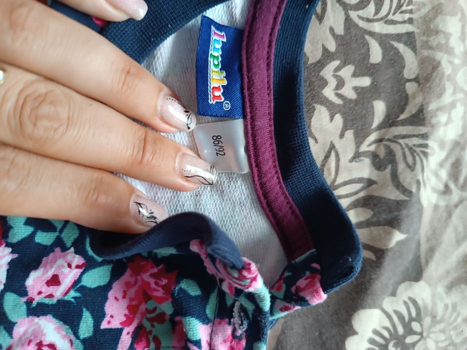 Дрешки за момиче 98 104 116