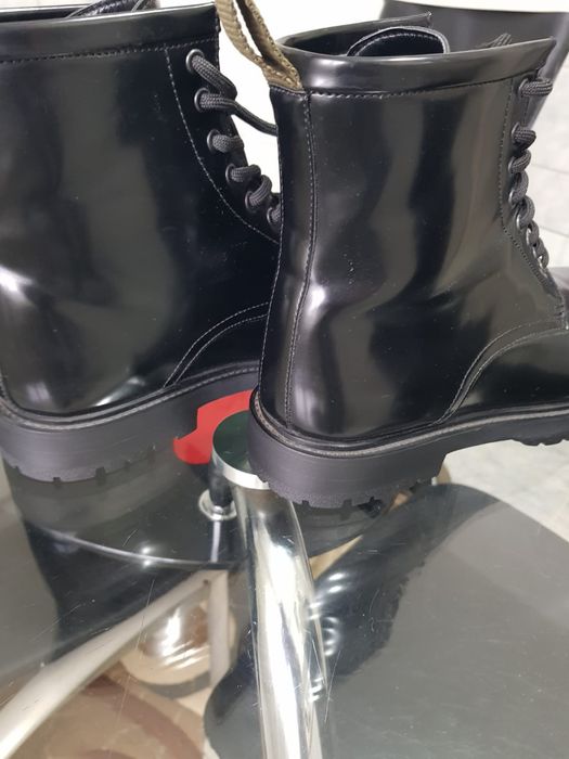 Ghete Zara- piele lăcuită