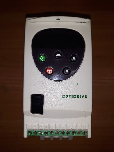 Честотен регулатор(инвертор)OPTIDRIVE 0,75кw 220V AC