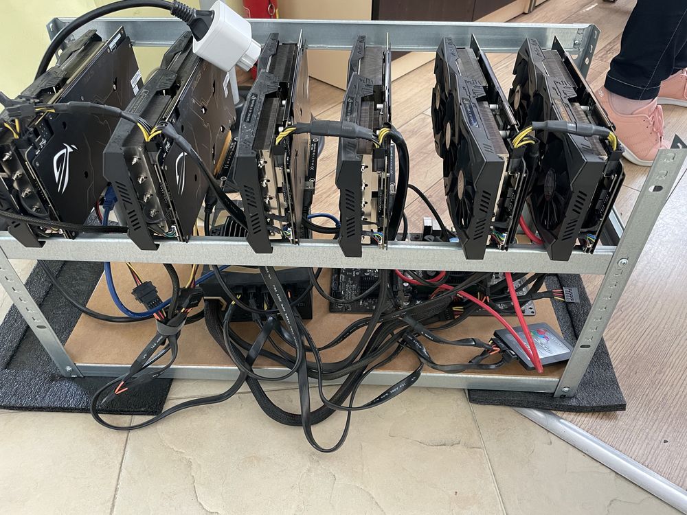 Mining rig/ копачка за крипто