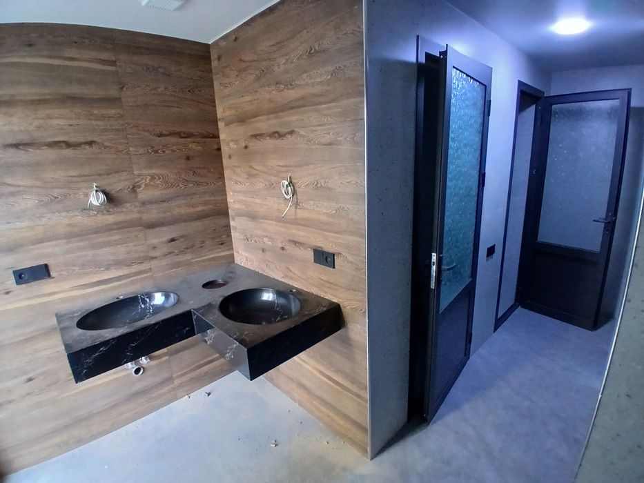 6 sotixli hovli Dahbet, Choynik Piola