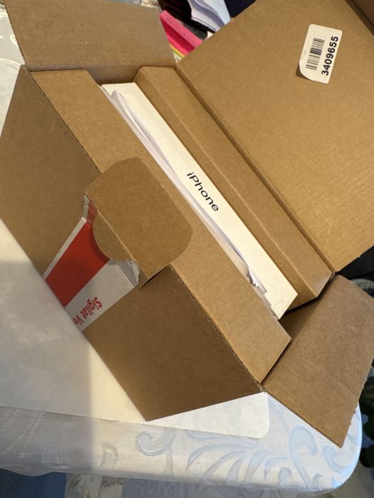 Iphone 15 pro max inca in garantie