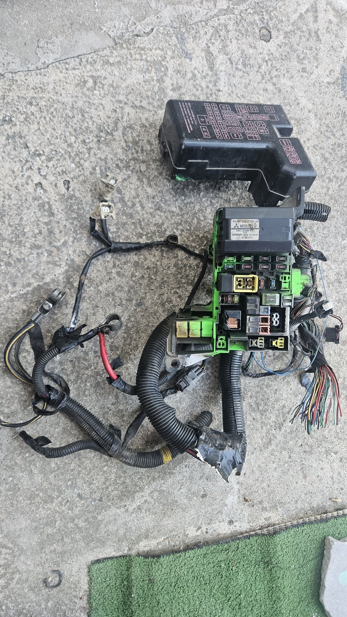 Кутия с бушони Mitsubishi PAJERO PININ 2.0GDI+Ecu Modul