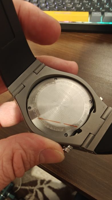 Часы Porsche design