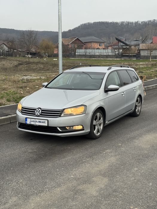 Vând Volkswagen Passat Variant 2.0 TDI Automat