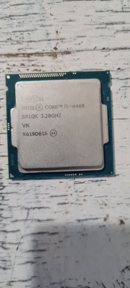 Продаю процессор Intel Core i5-4460 + куллер + воздуховод