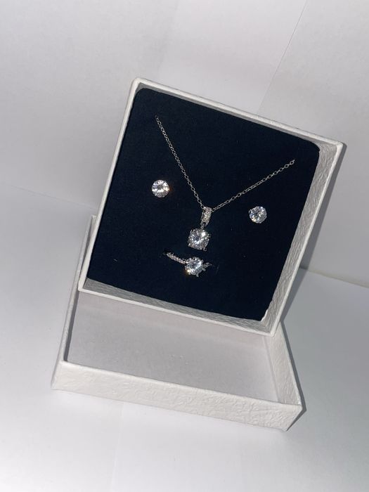 Set de bijuterii elegant