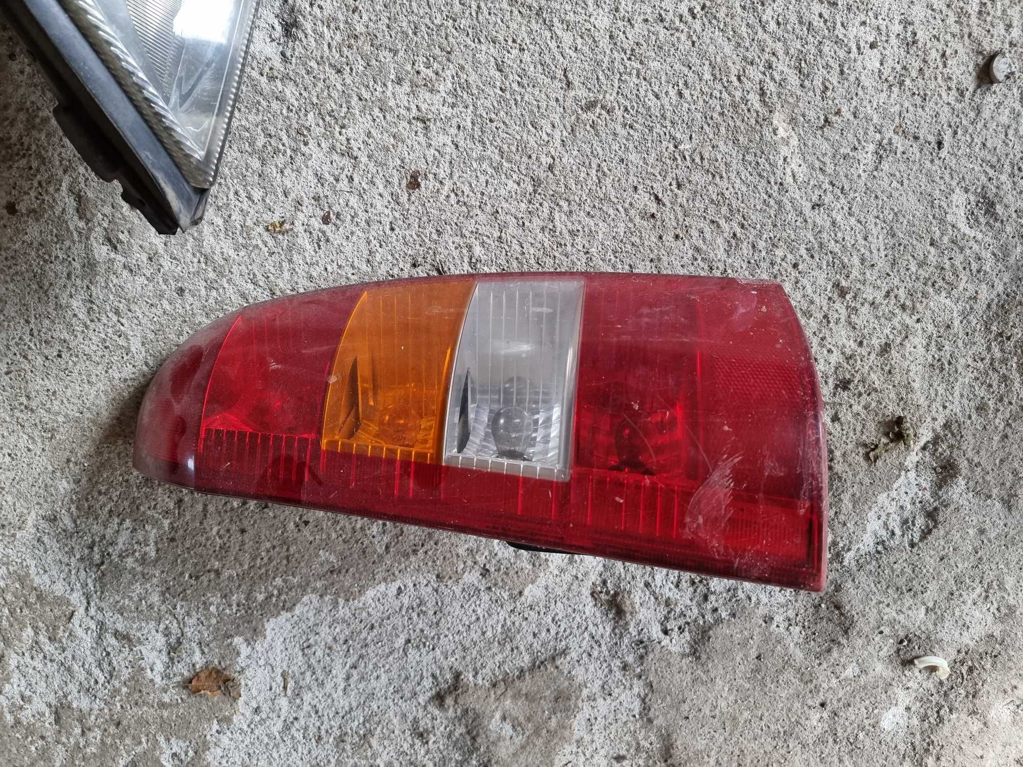 Faruri Opel Astra 2001,Combi