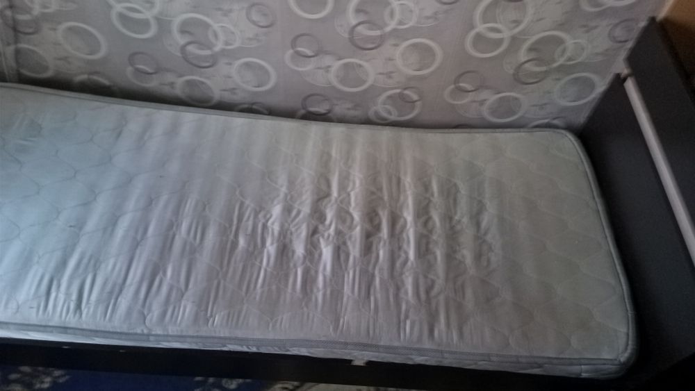 Кровать односпальная