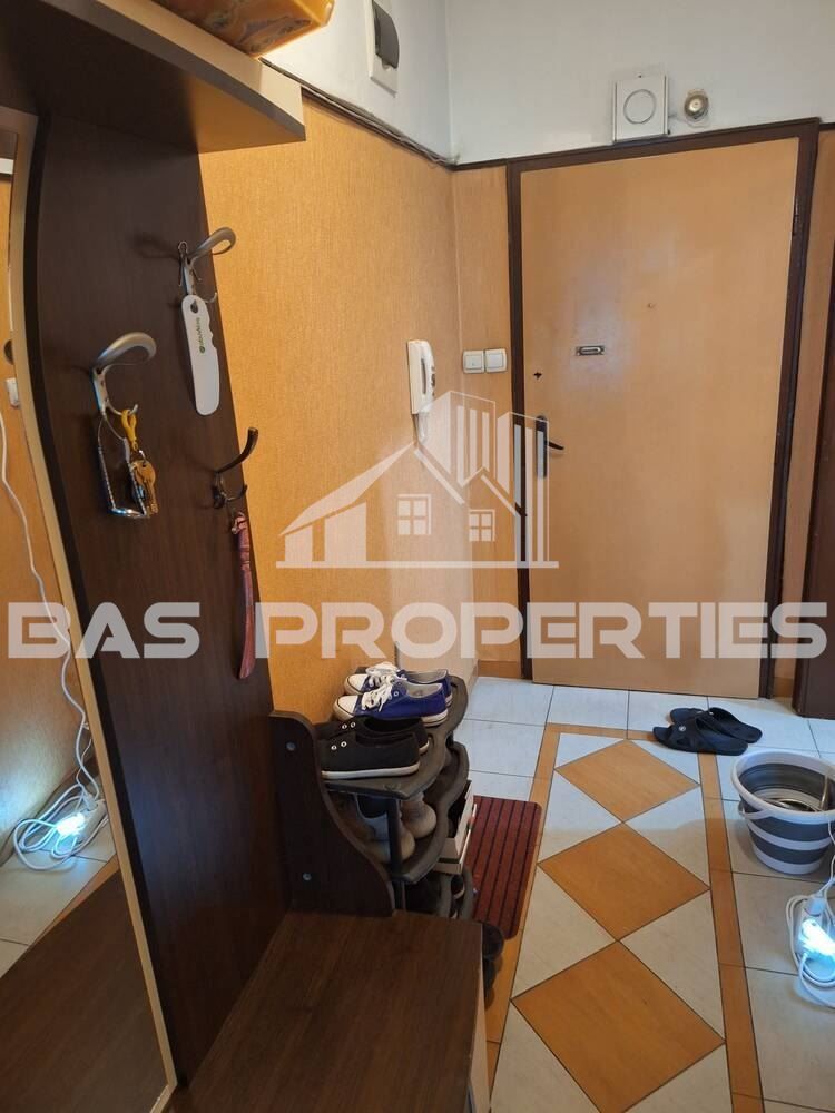 3-стаен в София-Красна Поляна площ 90