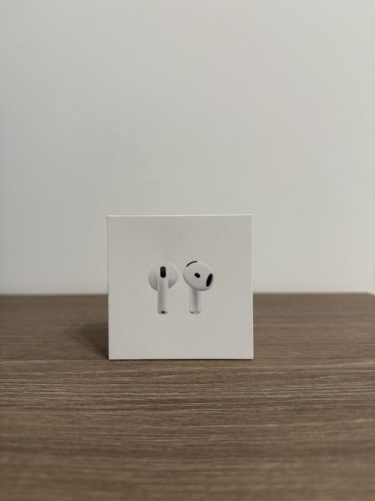 AirPods 4 нови, запечатани (без шумопотискане)