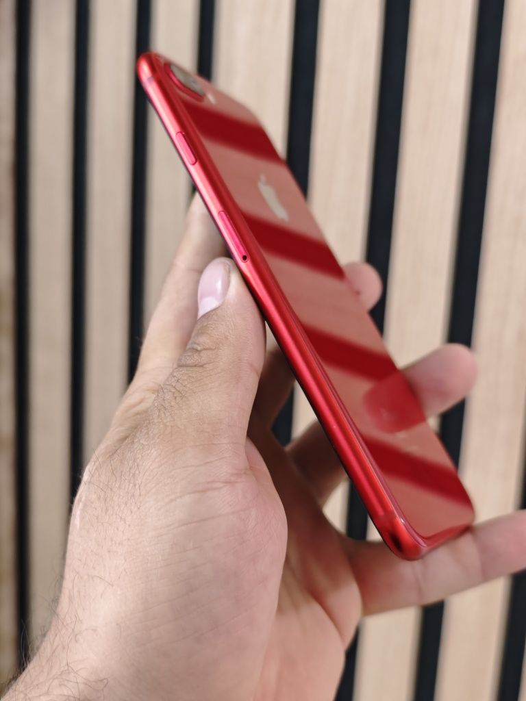 iPhone 8 plus Red Product