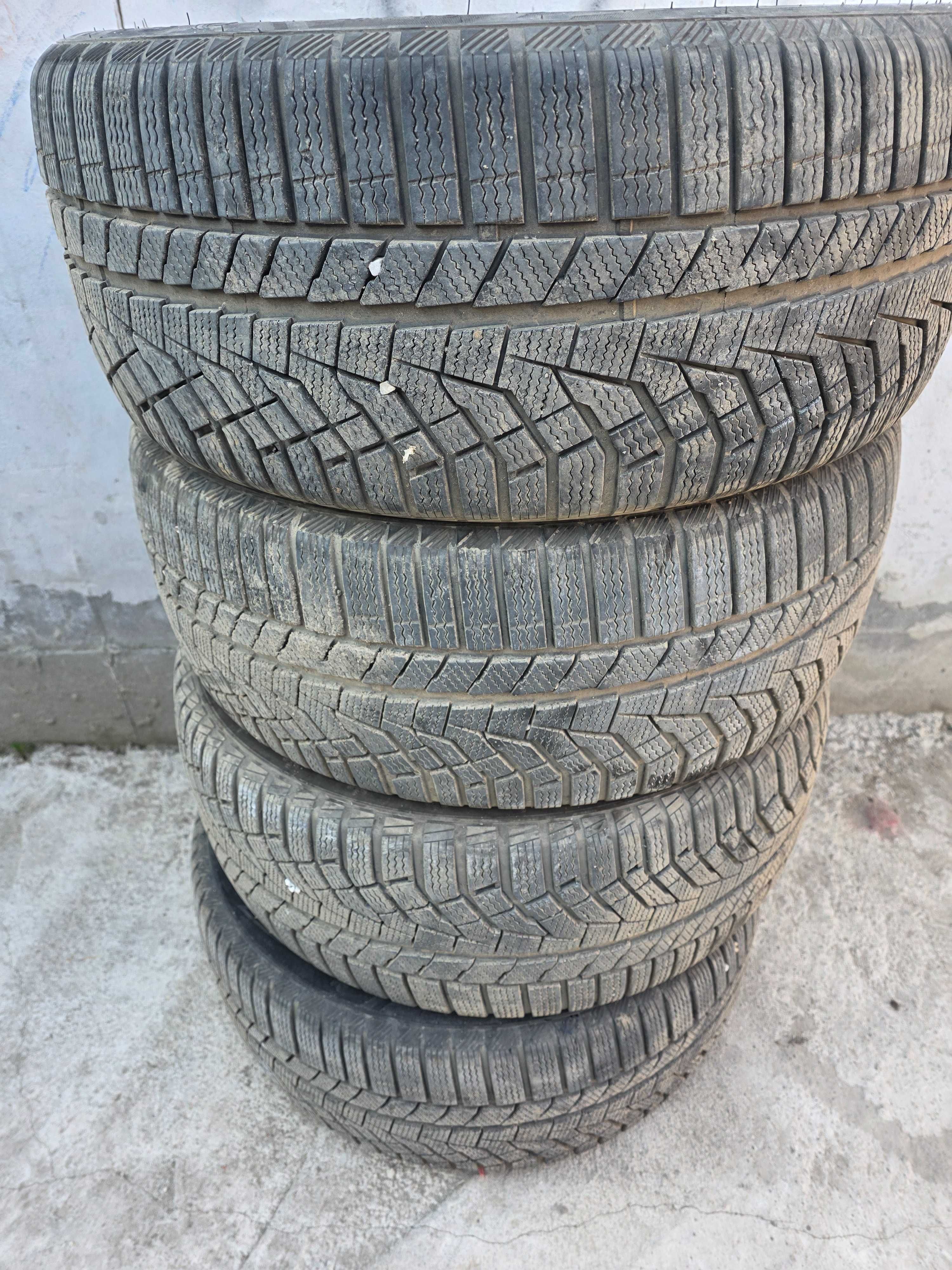 245-45-18 зимни..