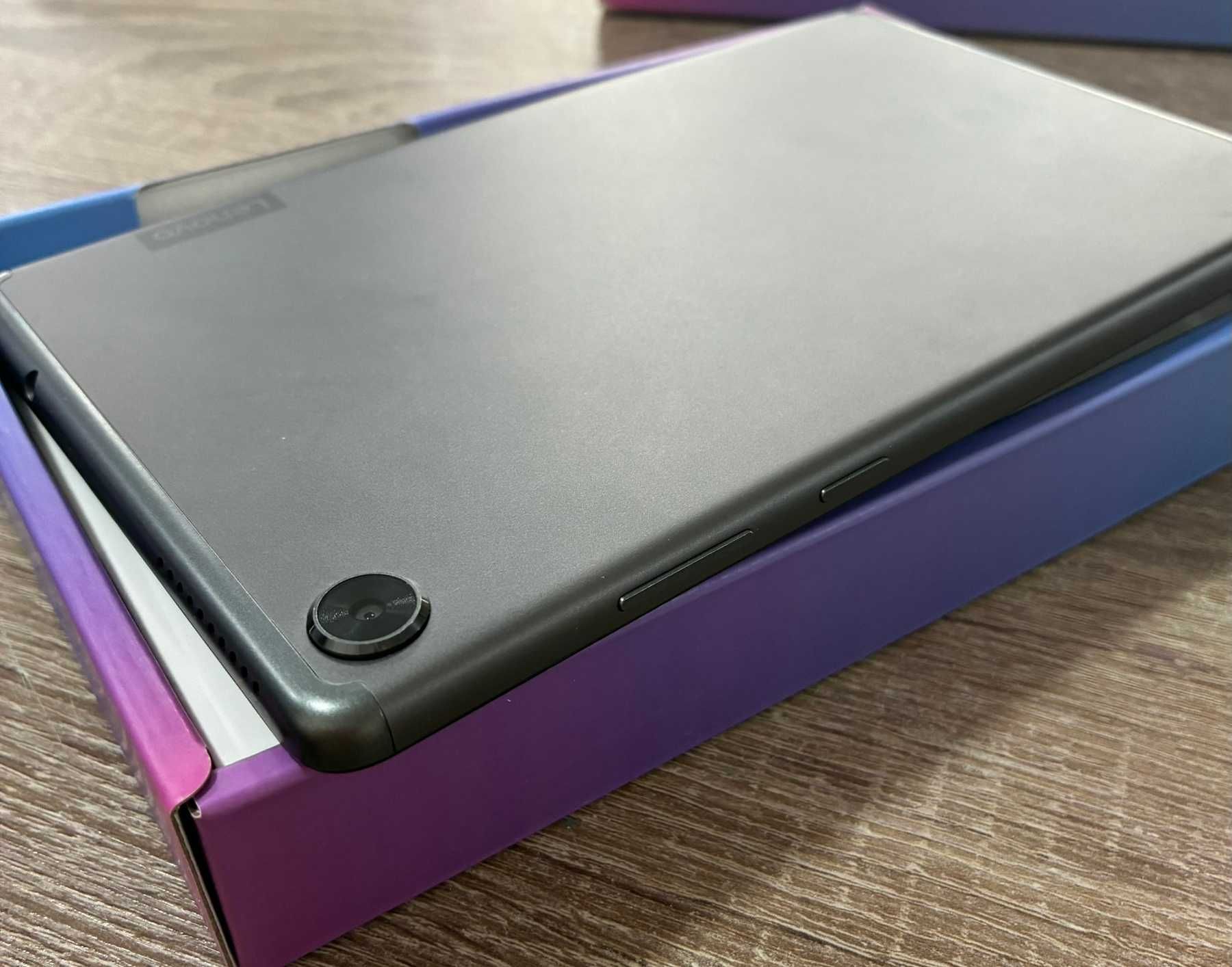 Lenovo Tab M8 (2nd Gen) HD LTE 16GB