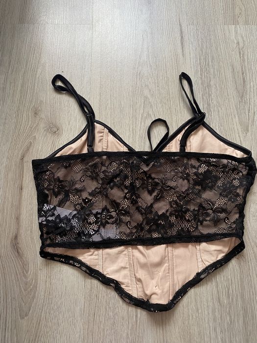 Top cu dantela marimea L