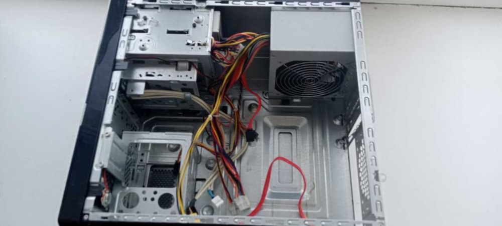 Блок питания с корпусом