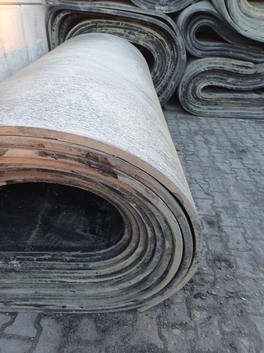 Banda de cauciuc pentru animale sau pentru balastrieri