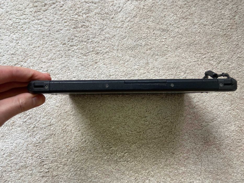 Panasonic Toughbook FZ-A3 таблет, 8x CPU, 4GB RAM, 64GB, 2 батерии