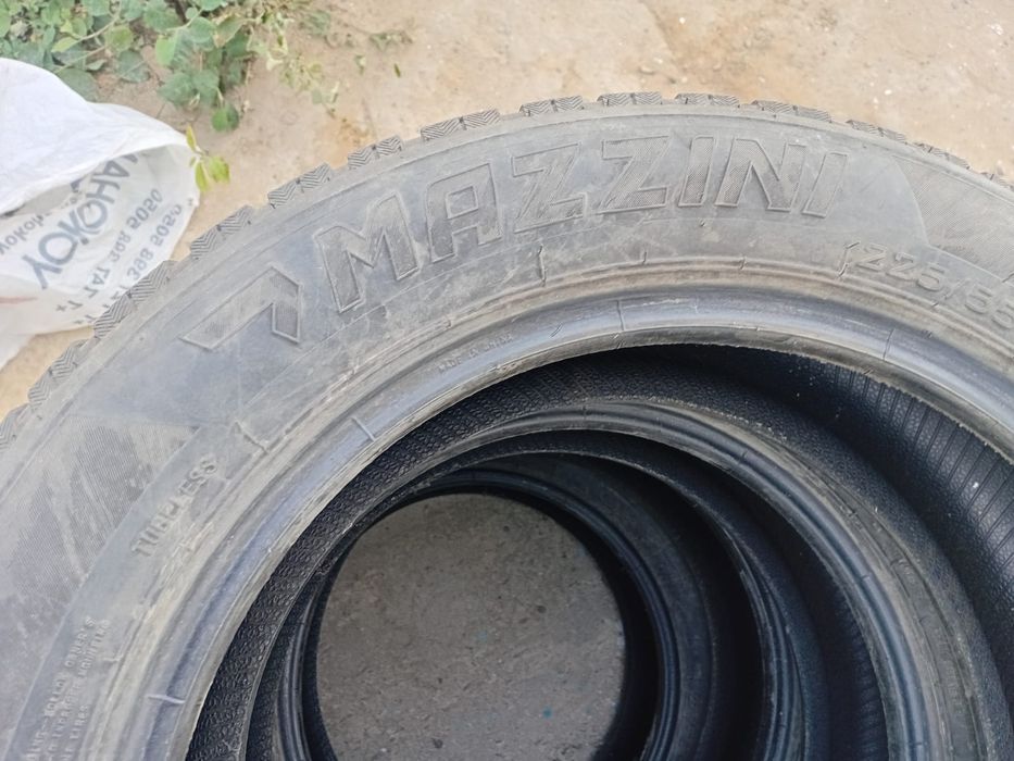 Продается R17 шины
