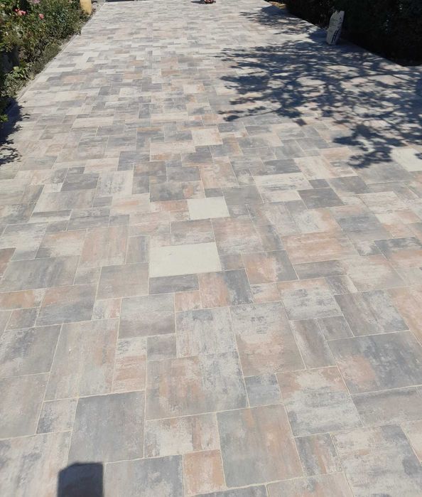 Case + garduri + pavaje – construcții complete de la A la Z