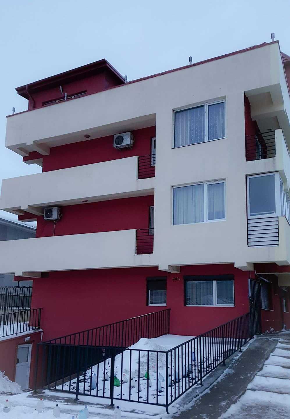 SCHIMB, Studio (Garsoniera) utilat cu apartament 2 camere in Bucuresti