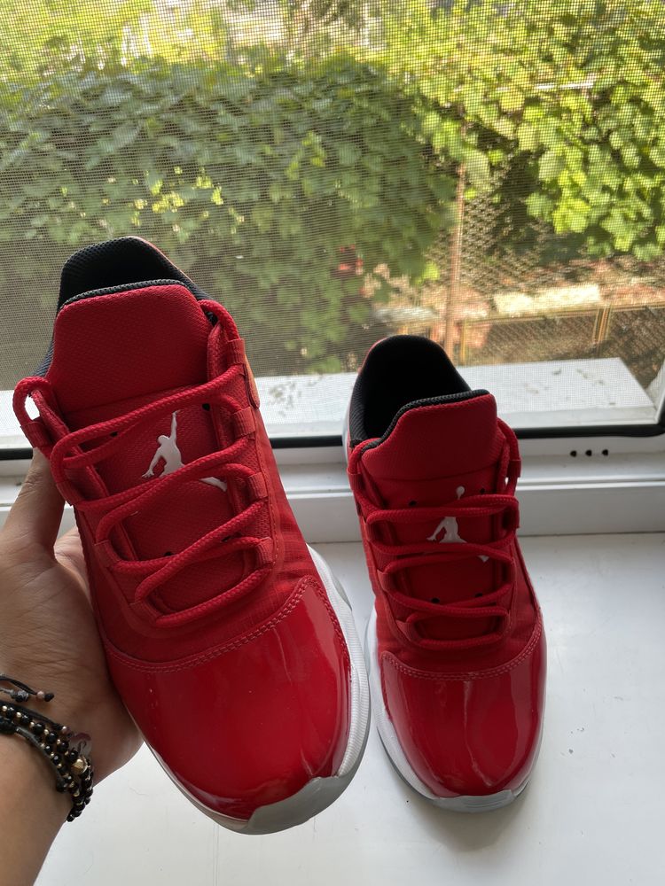 Jordan 11 cmft low