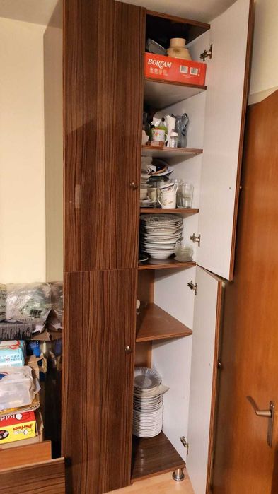 Vand set biblioteca format din doua corpuri de mobila din PAL