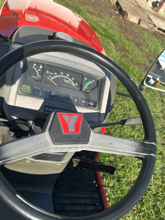 Tractor japonez Yanmar F220 D + freză de sol.