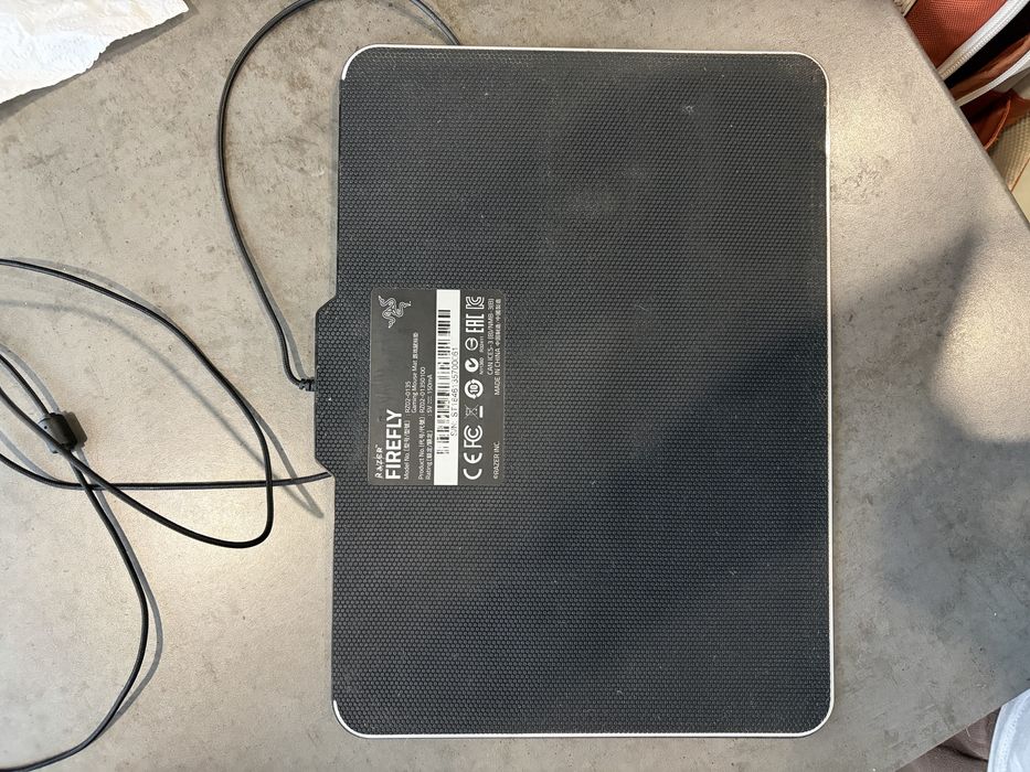 Коврик для мыши Razer Firefly RZ02-0135