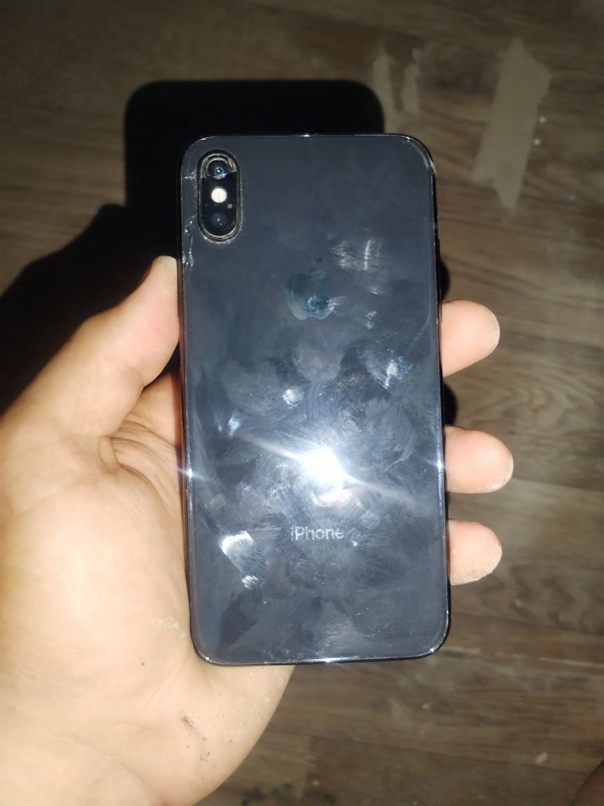 Iphone xs yomkst 85 original face id ishlidi qolgan aybini telda gap.