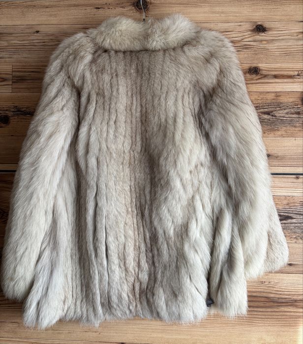 Blană naturala vulpe polara