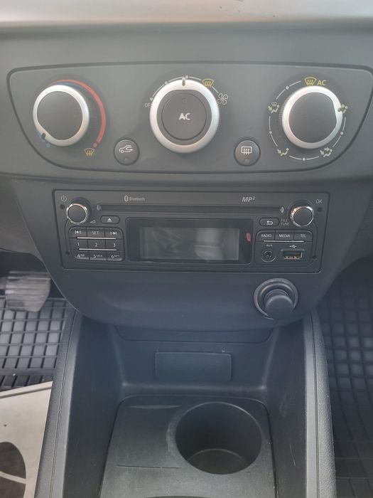 Renault Fluence 1.6 benzină 16V
