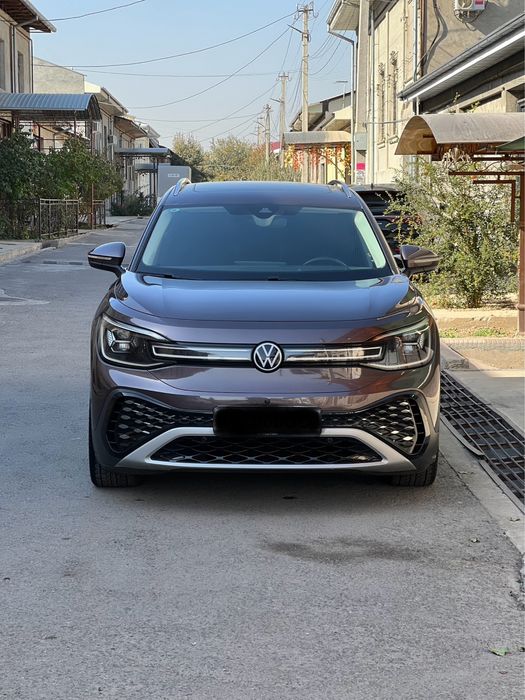 Volkswagen id6 crozz pro