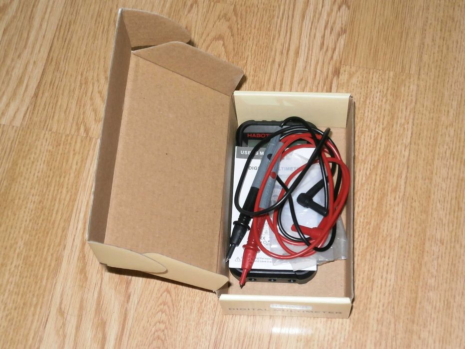 Multimetru Habotest HT112B nou in cutie