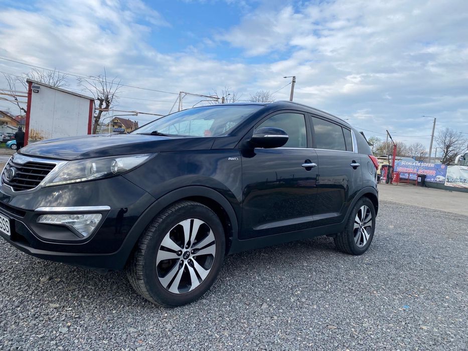Kia Sportage 2000 crdi Cutie automata 4X4 Navi piele