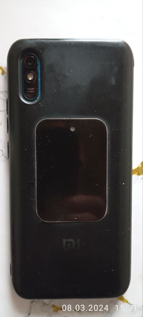 Смартфон Redmi 9A в отличном состоянии.