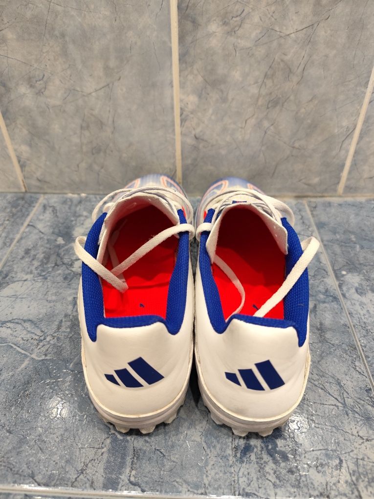 Adidas F50 club turf 43 ⅓