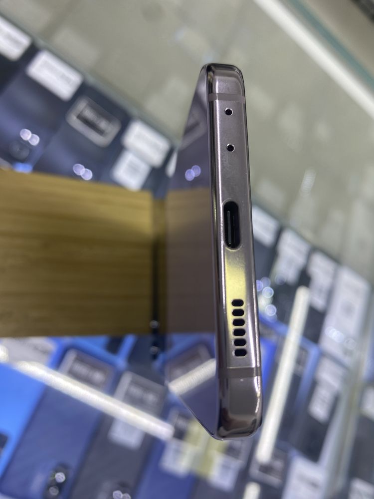 Телефон Samsung Z Flip 5 256gb рассрочка магазин Реал