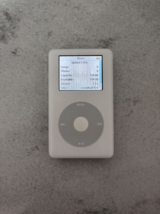 iPod 4 128 GB memorie flash și baterie nouă