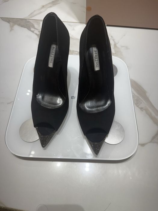 Продается туфли