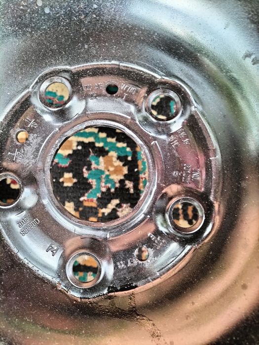 Vând 4 jante de tablă