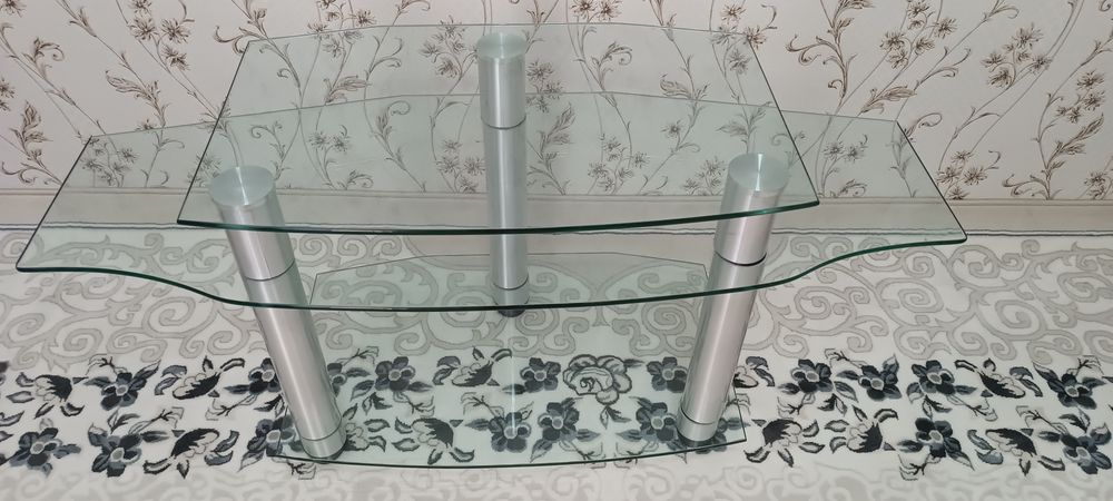 Поставка для телевизора