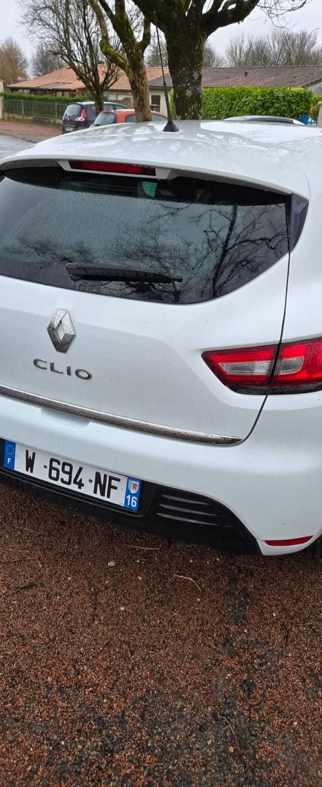 Renault Clio LIMITED
1.5 dci 75ch