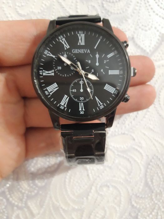 Продам часы новые